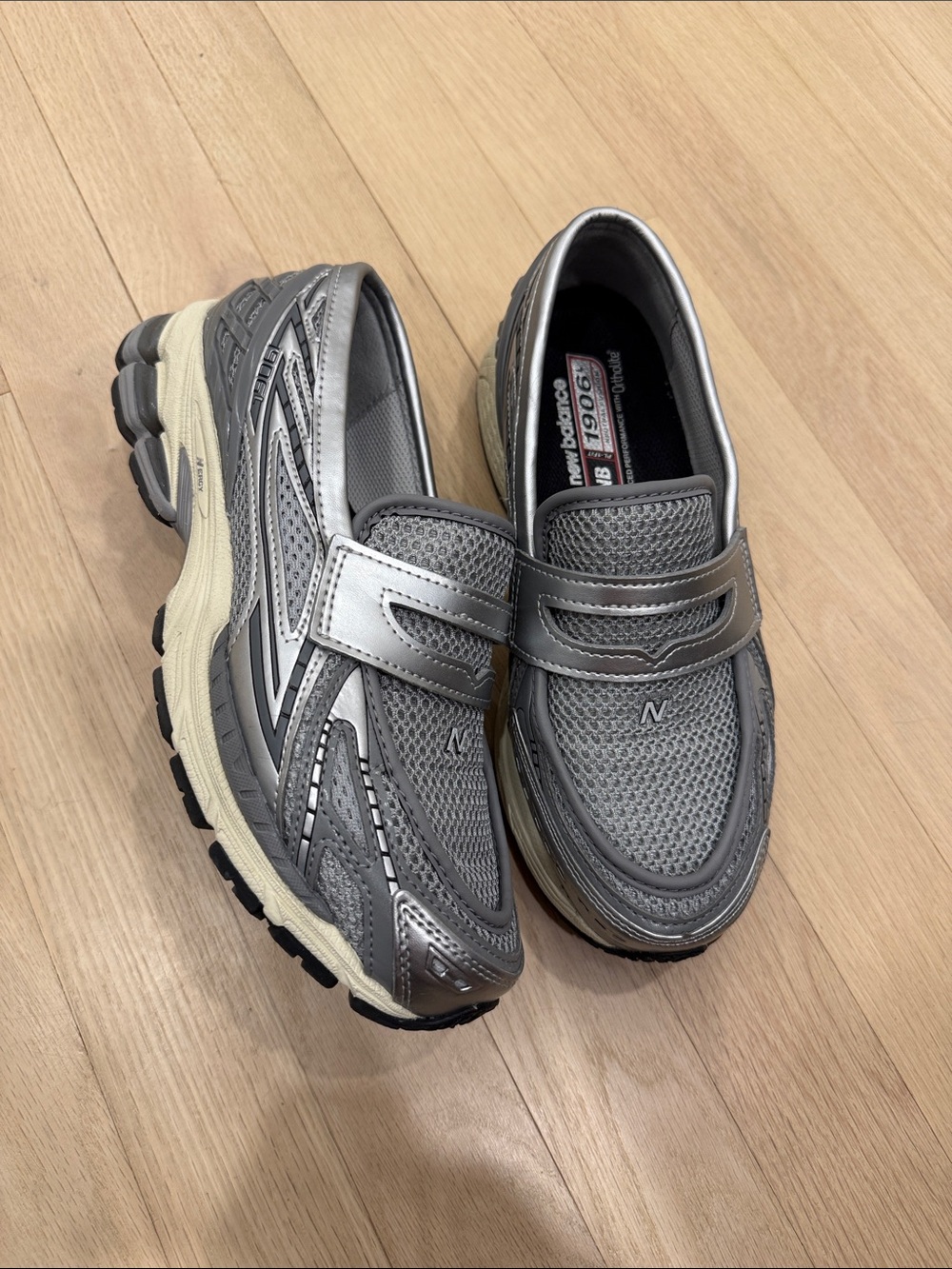 New balance 1906 L